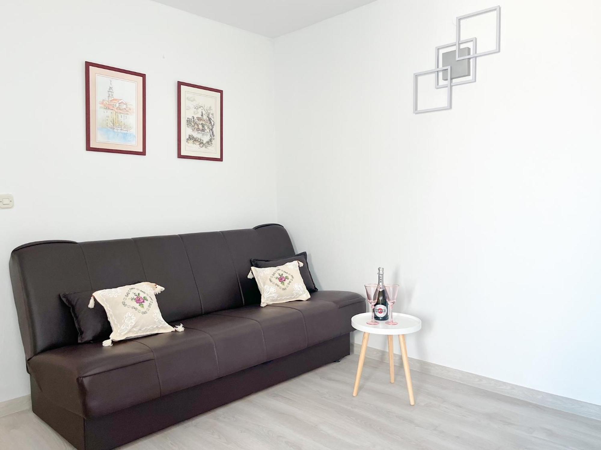 Apartmani Adrijan Krk Krk Town Eksteriør billede